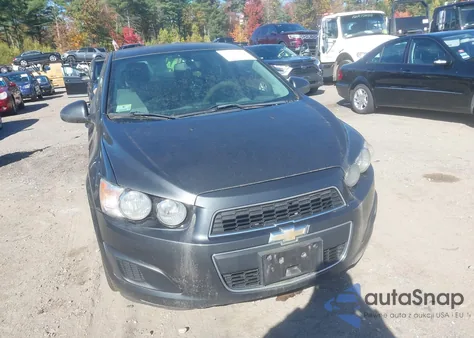 2015 Chevrolet Sonic Lt Auto из США, поврежденный, VIN 1G1JC5SH0F4163799